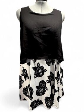 Avenue Black & White Floral Midi Dress